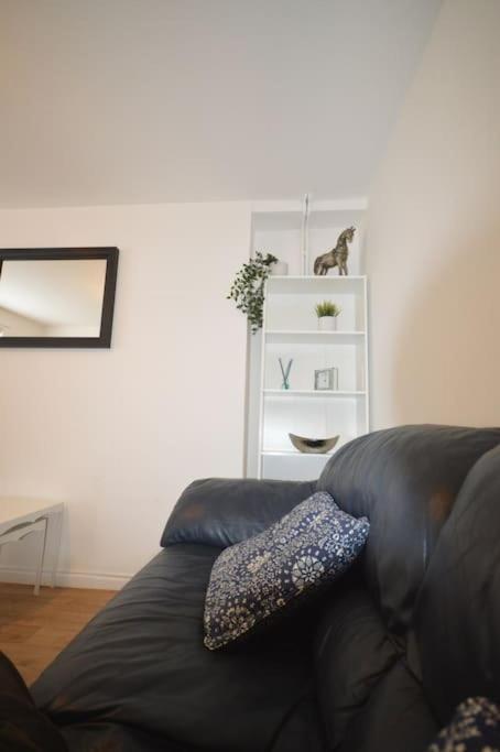 Mountain Escape - Cosy 2 Bed House In Afan Valley *