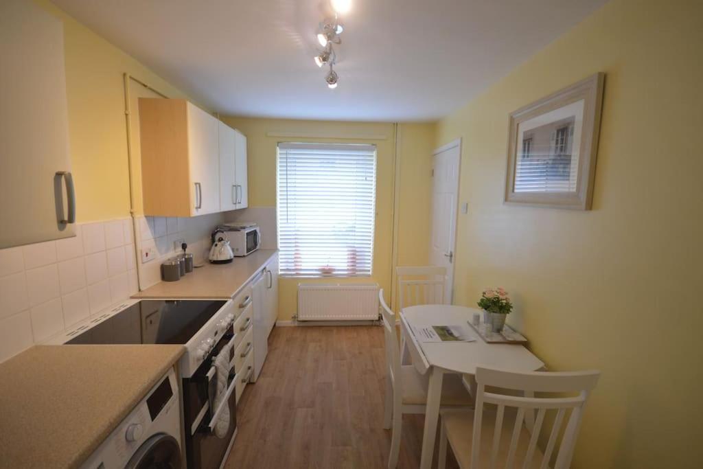 Mountain Escape - Cosy 2 Bed House In Afan Valley Holiday home Port Talbot